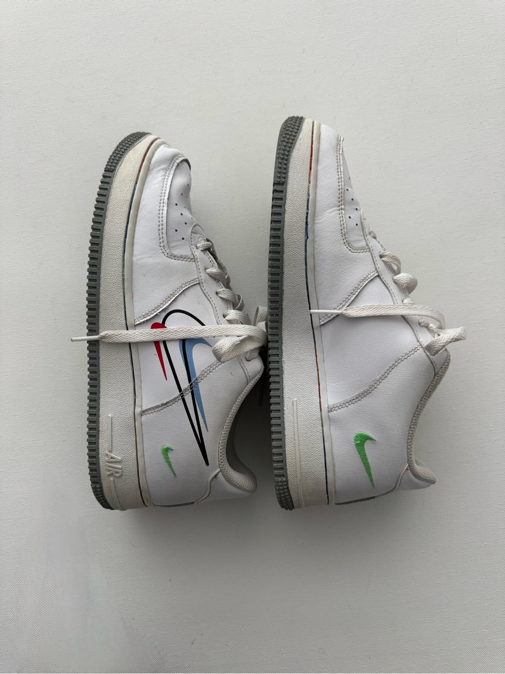 Nike Air Force 1 White Sneakers Sz 7 Boys